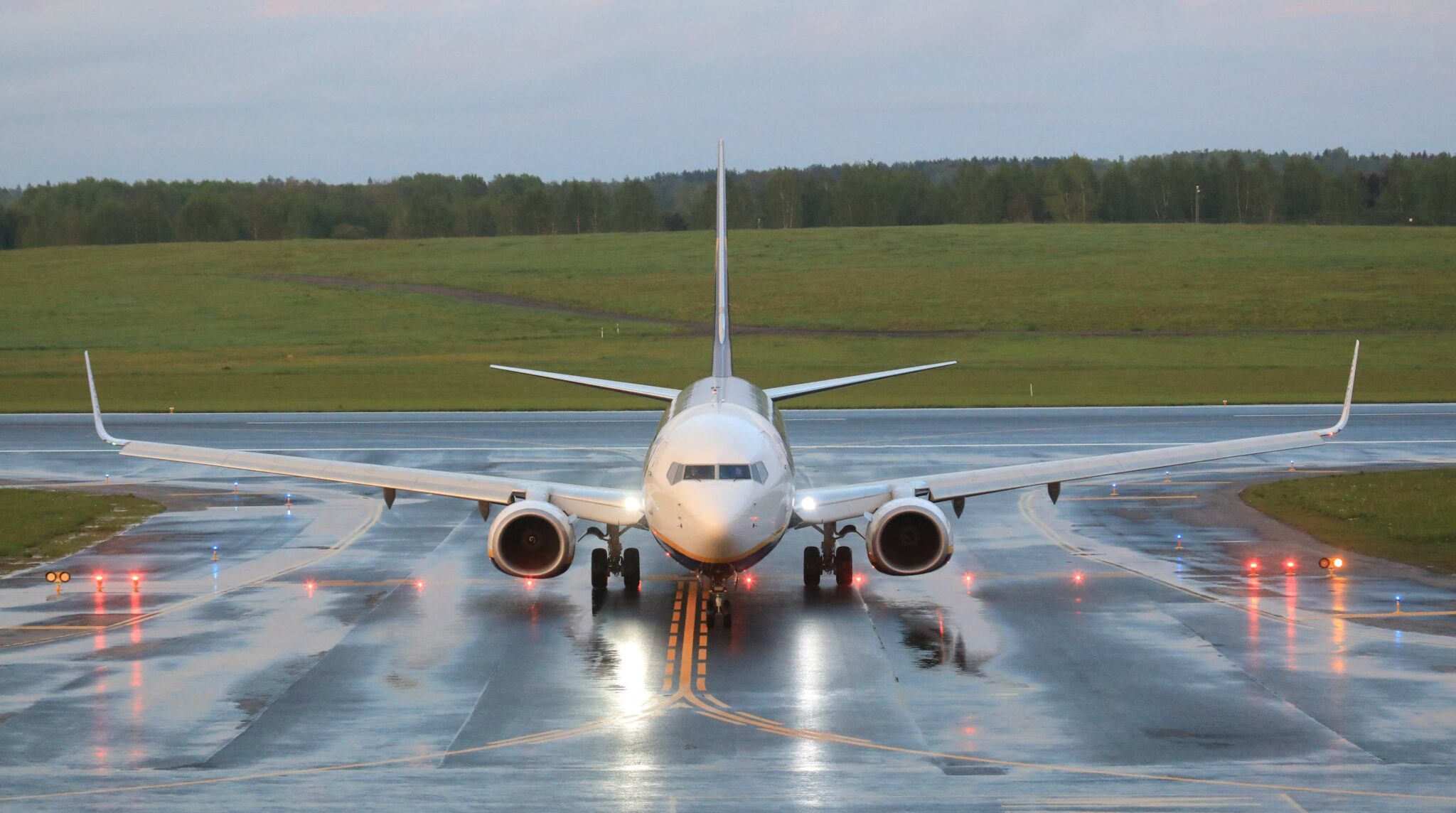 A photo taken on May 23, 2021 shows a Ryanair passenger plane from Athens, Greece, that was diverted to Minsk on the same day by Belarus authorities, landing at the airport in Vilnius, its initial destination. European Union leaders will discuss toughening their sanctions regime against Belarus on May 24 at their planned summit, after Minsk diverted the Ryanair passenger flight flying from Athens to Vilnius and arrested Belarusian opposition activist Roman Protasevich. / AFP / PETRAS MALUKAS