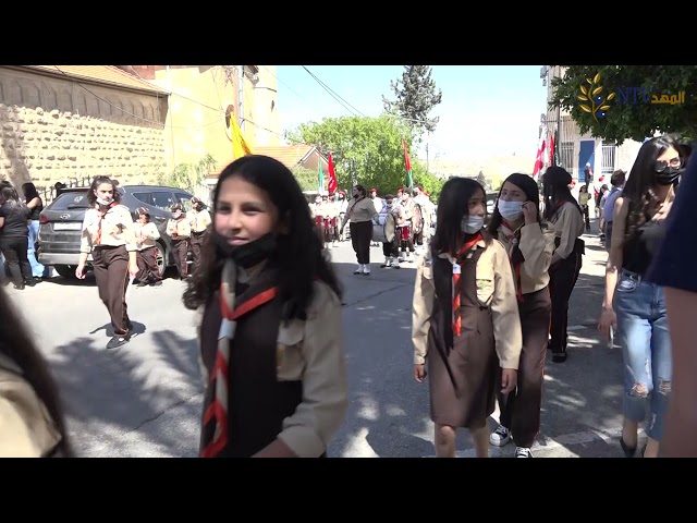 احتفالات بيت ساحور باستقبال النور المنبعث من القبر المقدس في مدينة القدس