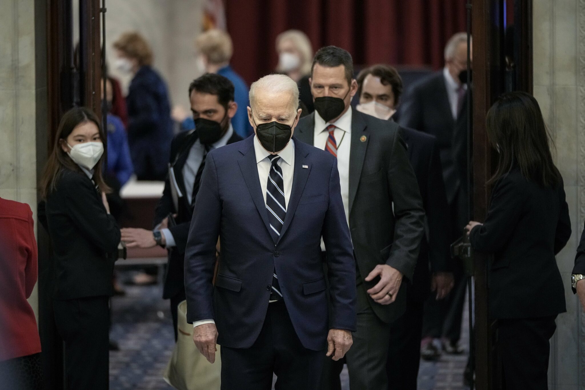 WASHINGTON, DC - JANUARY 13: U.S. President Joe Biden leaves a meeting with Senate Democrats in the Russell Senate Office Building on Capitol Hill on January 13, 2022 in Washington, DC. Biden has called on his fellow Democrats to go around Republican opposition, do away with the 60-vote threshold for advancing legislation in the Senate and pass the John Lewis Voting Rights Advancement Act and the Freedom To Vote Act. The strategy is in doubt due to opposition from Sen. Joe Manchin (D-WV) and Sen. Kyrsten Sinema (D-AZ). Drew Angerer/Getty Images/AFP == FOR NEWSPAPERS, INTERNET, TELCOS & TELEVISION USE ONLY ==