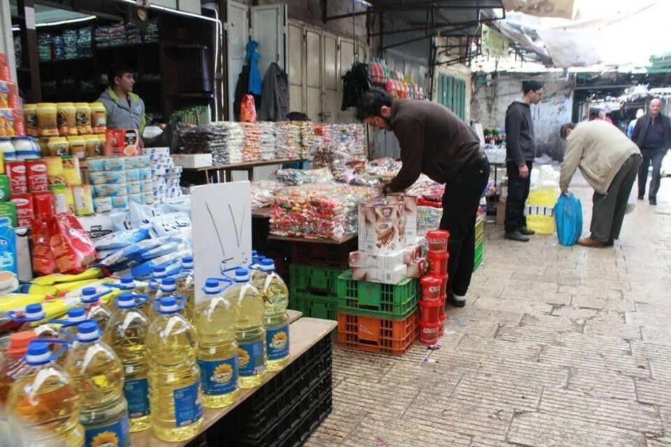 وزارة الاقتصاد تحيل 8 مخالفين للنيابة العامة لتجاوزهم السقف السعري