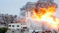  10 شهداء في استهداف شقة سكنية وسط غزة والاحتلال يواصل تصعيده على المستشفيات