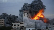 غزة تحت النار.. مجازر متواصلة ودمار واسع في الشمال والوسطى