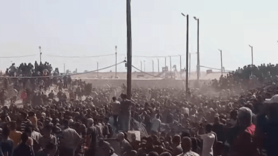 أكثر من 13 شهيدا و200 إصابة برصاص الاحتلال قرب مركز المساعدات وسط القطاع