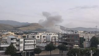 إسرائيل تهاجم إيران بموجات قصف وتغتال قائد الحرس الثوري وتستهدف علماء الذرة