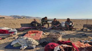 مستعمرون يهاجمون منزلا ويدمرون محتوياته في قرية عرب المليحات