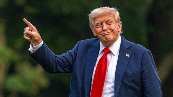 ترامب يتوصل لاتفاق تجاري مع الاتحاد الأوروبي ويخفف الرسوم الجمركية على بضائعه
