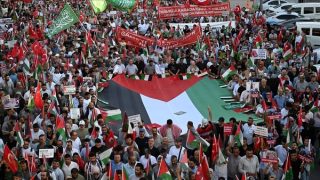 مسيرة في أنقرة للمطالبة بفتح ممر إنساني إلى غزة