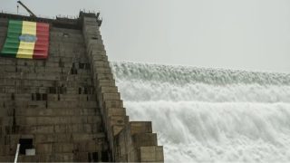 ضغوط أمريكية على مصر لقبول “تهجير غزة” مقابل حل أزمة المياه مع إثيوبيا