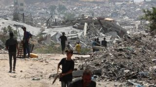 غزة: 58 شهيداً والقسام تستهدف دبابات.. والاحتلال يعترف بمقتل 899 من جنوده