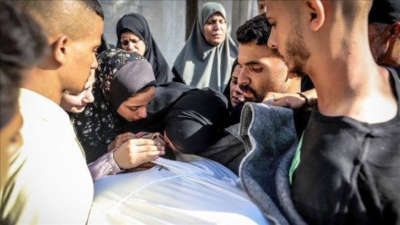 الجيش الإسرائيلي يقتل 12 فلسطينيا بغزة منذ فجر الاثنين