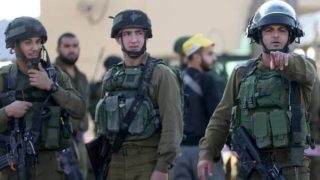 جيش الاحتلال يزعم إحباط محاولة طعن عند حاجز قلنديا واعتقال فلسطيني