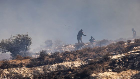اعتقالات وإصابات بهجمات للمستوطنين في الضفة الغربية
