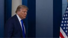 ترامب يتحدث عن محادثات مثمرة مع دول المنطقة بشأن غزة