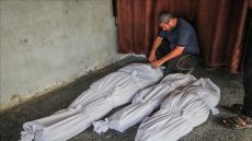 غزة.. إسرائيل تقتل 23 فلسطينيا وآلياتها تتراجع من شارع الجلاء