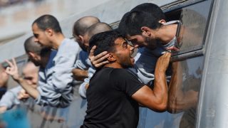 نحو 4 آلاف أسير حررتهم المقاومة بطوفان الأقصى