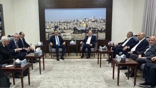 وفد تركي عالي المستوى يلتقي بقيادة حركة حماس في الدوحة