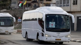 “حماس” تسلم قوائم بأسماء أسرى فلسطينيين ضمن اتفاق غزة