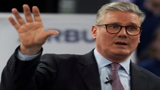 ستارمر يطرح نموذجا لنزع السلاح من غزة