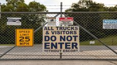 انفجار في مصنع متفجرات بولاية تينيسي الأميركية يخلف قتلى ومفقودين