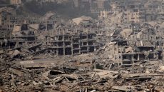 شهيد بمخيم البريج والاحتلال يواصل نسف مناطق بغزة