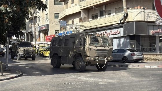 الضفة.. الجيش الإسرائيلي يقتحم مدينة نابلس ويعتقل 3 فلسطينيين