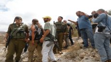 اعتداءات للمستوطنين ودعوة أميركية للتخلي عن هدم منازل بالضفة الغربية