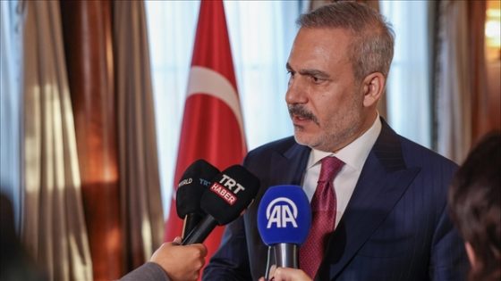 فيدان: وقف الإبادة وإيصال المساعدات إلى غزة أولوية قصوى لتركيا