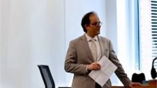 أستاذ جامعي يقاضي جامعة كنتاكي بعد حظره بسبب آرائه عن الاحتلال الإسرائيلي