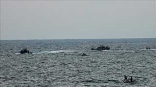 الجيش الإسرائيلي يعتقل 4 صيادين قبالة ساحل قطاع غزة