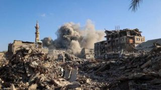 تصعيد للاحتلال: غارات مكثفة وعمليات نسف تضرب شرق غزة وخان يونس ورفح