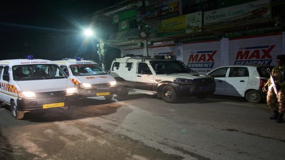 مقتل 7 وإصابة 27 في انفجار بمركز شرطة في كشمير الهندية