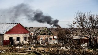 أوكرانيا تقصف محطات للطاقة بدونيتسك وروسيا تعترض وابلا من المسيّرات