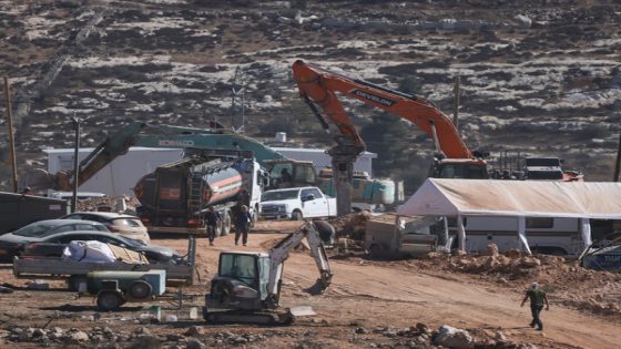 الاحتلال يقتحم مناطق بالضفة وعبوة تستهدف جنوده شرق نابلس