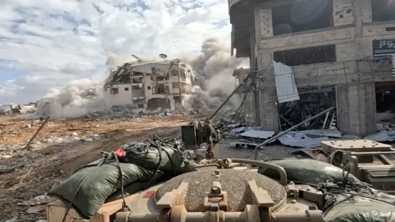 عشرات الشهداء والجرحى بخان يونس وغزة خارج الخط الأصفر