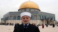 الإسلامية المسيحية تدين قرار سلطات الاحتلال إبعاد المفتي عن المسجد الأقصى لمدة ستة اشهر